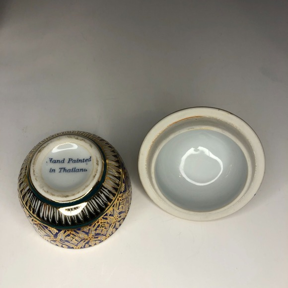 Vtg Thai Hand Painted Gold Tone Pottery BENJARONG Porcelain cup with Lid Trim - Picture 3 of 5